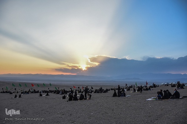 مراسم عزاداری تاسوعای حسینی در کویر «خوریان» سمنان