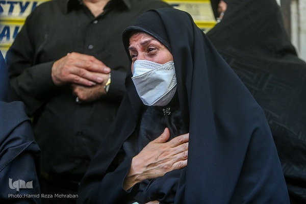 حسینیه ایران؛ عزاداری ظهر تاسوعا در بازار تهران