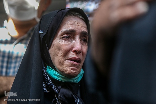 حسینیه ایران؛ عزاداری ظهر تاسوعا در بازار تهران