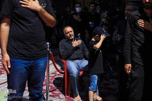 حسینیه ایران؛ تاسوعای حسینی در امام‌زاده صالح(ع)