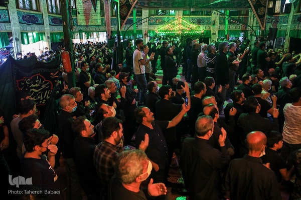 حسینیه ایران؛ تاسوعای حسینی در تکیه تجریش
