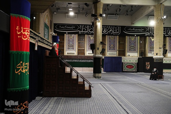 مراسم عزاداری شب عاشورای حسینی(ع) در حسینیه امام خمینی