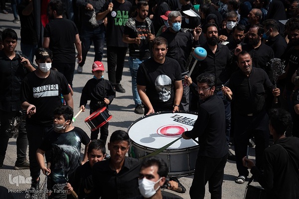 مراسم عزاداری عاشورای حسینی در میدان امام خمینی (ره) اصفهان