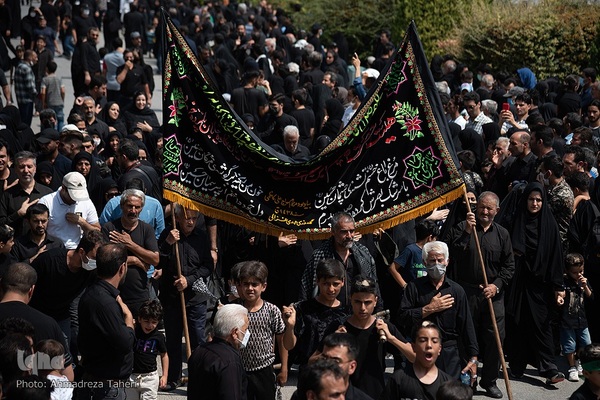 مراسم عزاداری عاشورای حسینی در میدان امام خمینی (ره) اصفهان