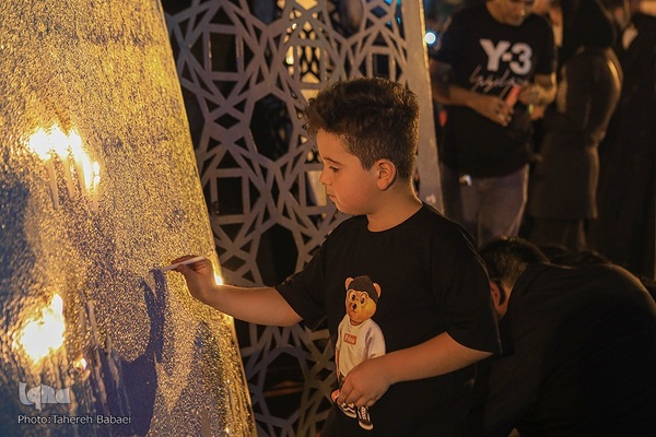 حسینیه ایران؛ شام غریبان در میدان امام حسین (ع)