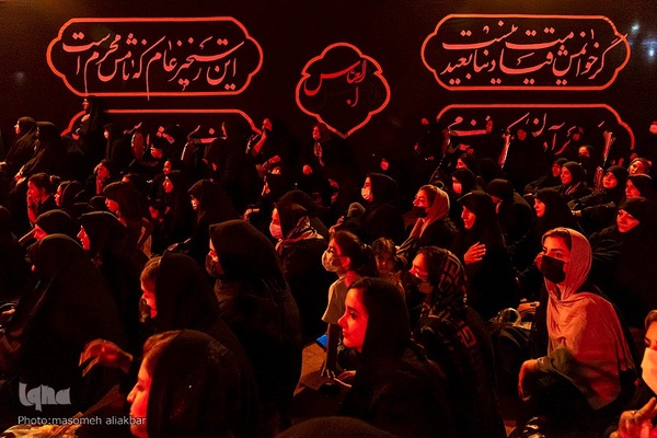 حسینیه ایران؛ نمایش شام غریبان در کرج‎‎
