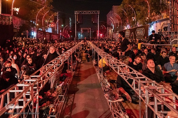 حسینیه ایران؛ نمایش شام غریبان در کرج‎‎