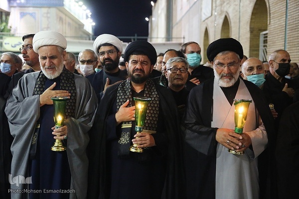 حسینیه ایران؛ مراسم شام غریبان حسینی در حرم رضوی