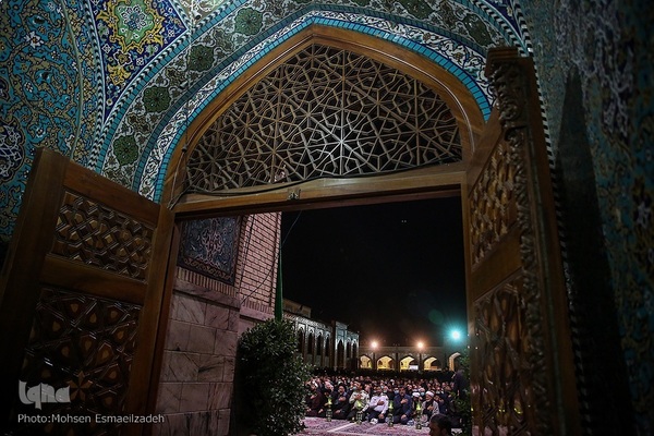 حسینیه ایران؛ مراسم شام غریبان حسینی در حرم رضوی