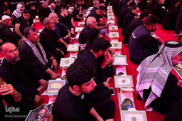 محفل انس با قرآن کریم در شب عاشورا در قرارگاه حسینی