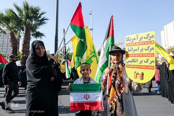 تجمع ضد صهیونیستی در میدان فلسطین