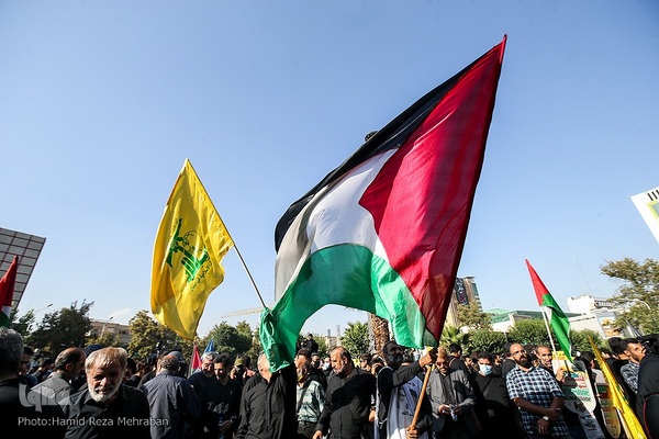 تجمع ضد صهیونیستی در میدان فلسطین
