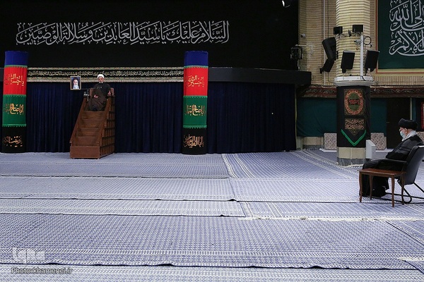 آخرین شب عزاداری حضرت اباعبدالله الحسین (ع) با حضور رهبر انقلاب اسلامی در حسینیه امام خمینی (ره)