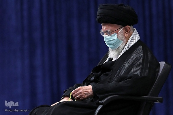 آخرین شب عزاداری حضرت اباعبدالله الحسین (ع) با حضور رهبر انقلاب اسلامی در حسینیه امام خمینی (ره)