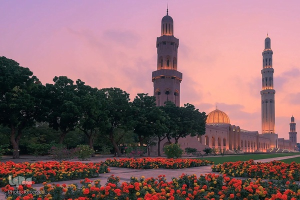 مسجد جامع سلطان قابوس در مسقط، پایتخت کشور عمان