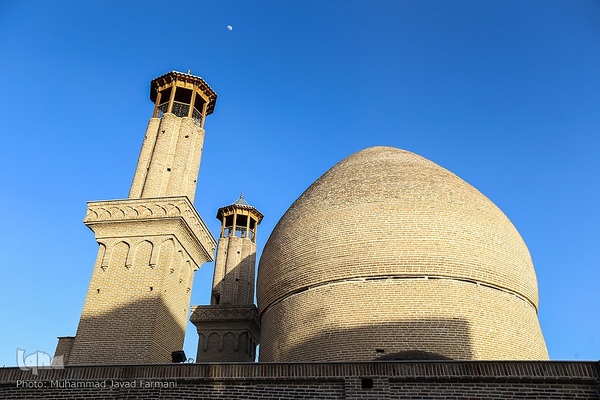 افراشته فیروزه‌ای؛ مسجد معیرالممالک به قدمت تاریخ تهران