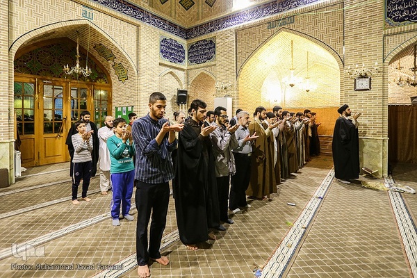 افراشته فیروزه‌ای؛ مسجد معیرالممالک به قدمت تاریخ تهران