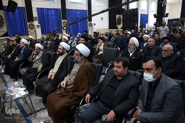 اولین همایش ملی موکب داران حسینی «قدم‌های آسمانی» در بقعه شیخ صدوق شهر ری