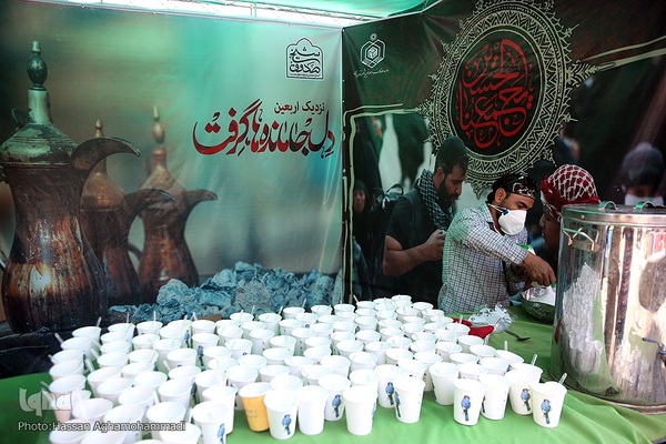 اولین همایش ملی موکب داران حسینی «قدم‌های آسمانی» در بقعه شیخ صدوق شهر ری