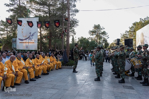 آیین تجلیل از آزادگان سرافراز وخانواده های معظم شهدای آزاده‎‎