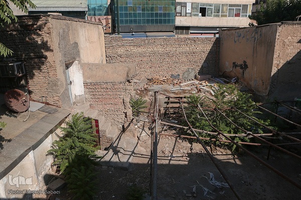 افراشته فیروزه‌ای؛ مسجد آقامحمود
