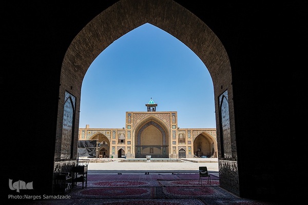 افراشته فیروزه‌ای؛ مسجد حکیم یا مسجد جورجیر