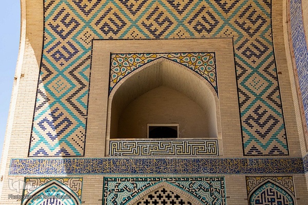 افراشته فیروزه‌ای؛ مسجد حکیم یا مسجد جورجیر