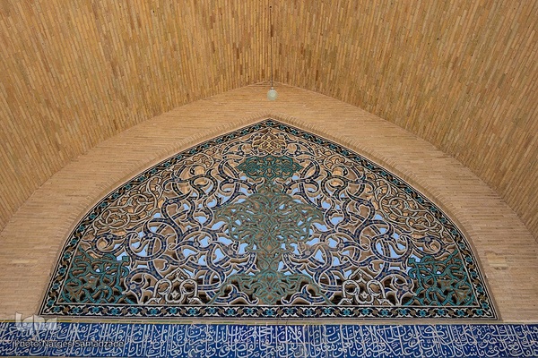 افراشته فیروزه‌ای؛ مسجد حکیم یا مسجد جورجیر