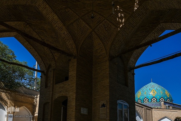 افراشته فیروزه‌ای؛ مسجد رکن الملک اصفهان‎‎