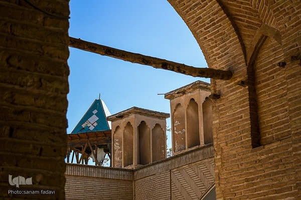 افراشته فیروزه‌ای؛ مسجد رکن الملک اصفهان‎‎