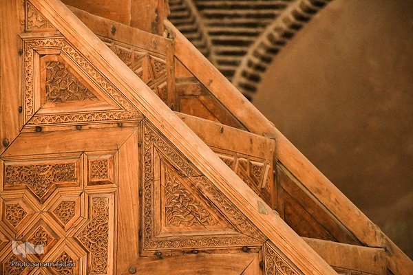 افراشته فیروزه‌ای؛ مسجد جامع اصفهان