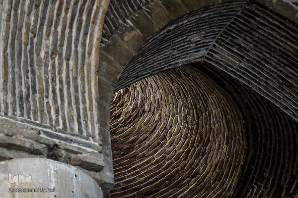 افراشته فیروزه‌ای؛ مسجد جامع اصفهان