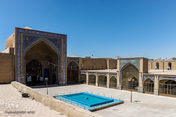 افراشته فیروزه‌ای؛ مسجد نو