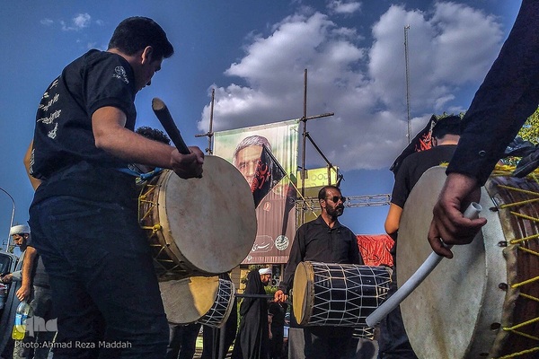 
پیاده روی روز شهادت حضرت علی بن حمزه(ع) در شیراز‎‎
