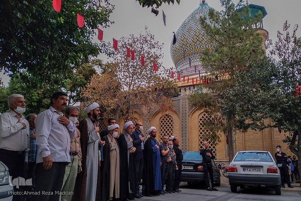 
پیاده روی روز شهادت حضرت علی بن حمزه(ع) در شیراز‎‎

