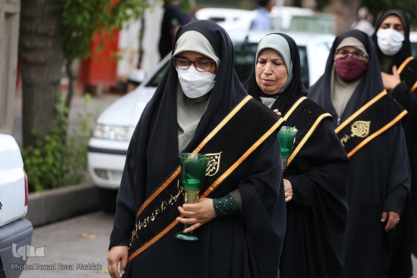 
پیاده روی روز شهادت حضرت علی بن حمزه(ع) در شیراز‎‎
