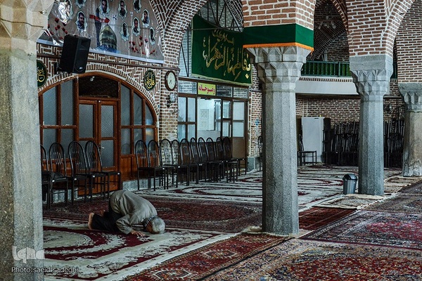 افراشته فیرزوزه‌ای؛ مسجد صاحب الامر تبریز