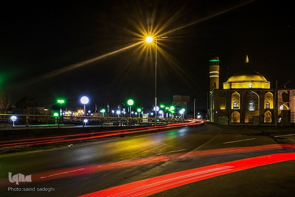 افراشته فیرزوزه‌ای؛ مسجد صاحب الامر تبریز