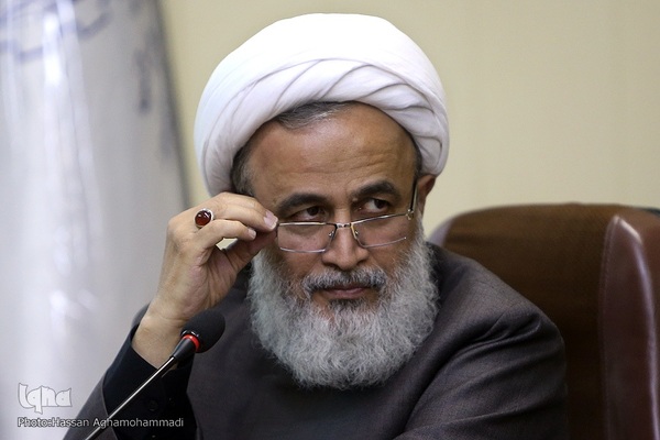   حجت الاسلام و المسلمین علیرضا پناهیان، استاد حوزه و دانشگاه