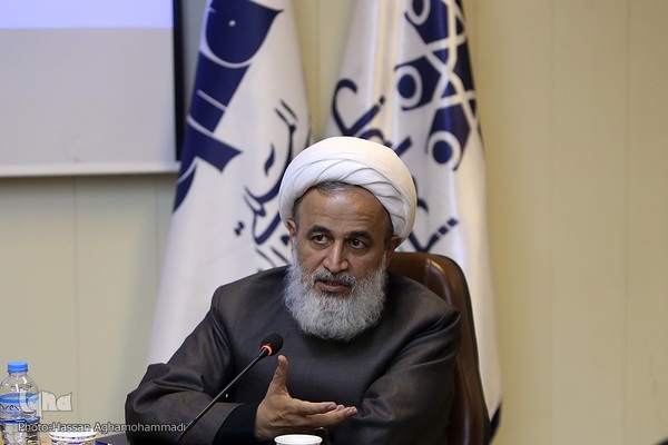   حجت الاسلام و المسلمین علیرضا پناهیان، استاد حوزه و دانشگاه