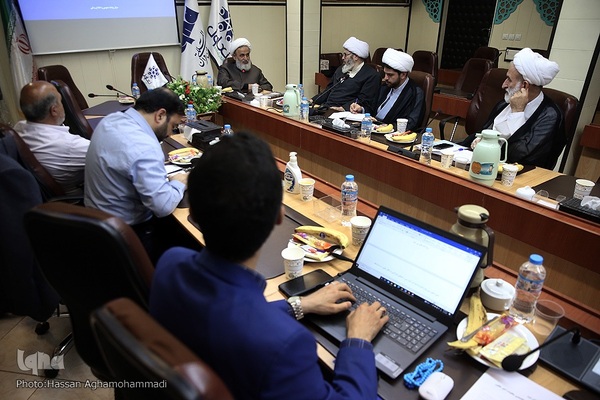 نخستین جلسه شورای علمی اندیشکده تعاون و توسعه