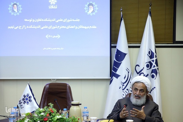   حجت الاسلام و المسلمین علیرضا پناهیان، استاد حوزه و دانشگاه