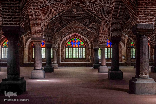 افراشته فیروزه‌ای؛ مسجد جامع شهر تبریز