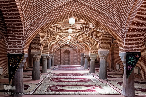 افراشته فیروزه‌ای؛ مسجد جامع شهر تبریز