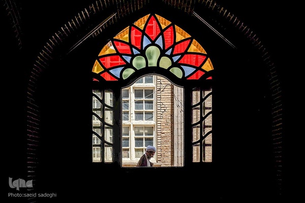 افراشته فیروزه‌ای؛ مسجد جامع شهر تبریز