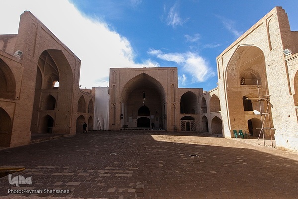مسجد جامع شهرستان اردستان