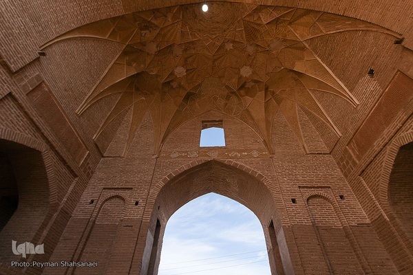 مسجد جامع شهرستان اردستان