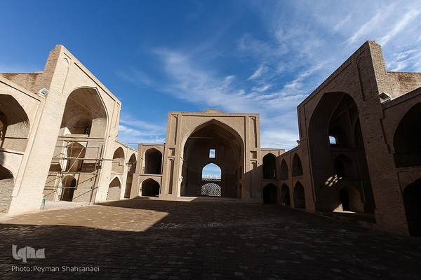 مسجد جامع شهرستان اردستان