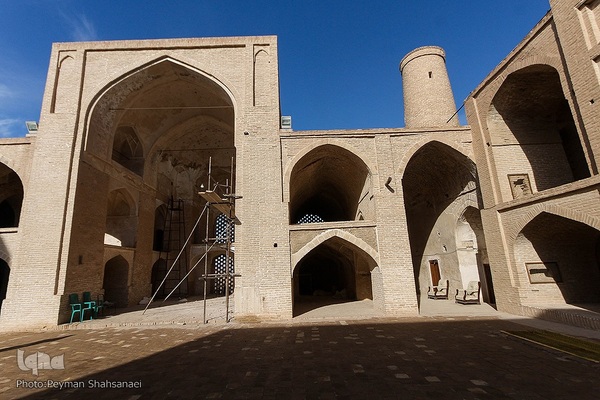 مسجد جامع شهرستان اردستان