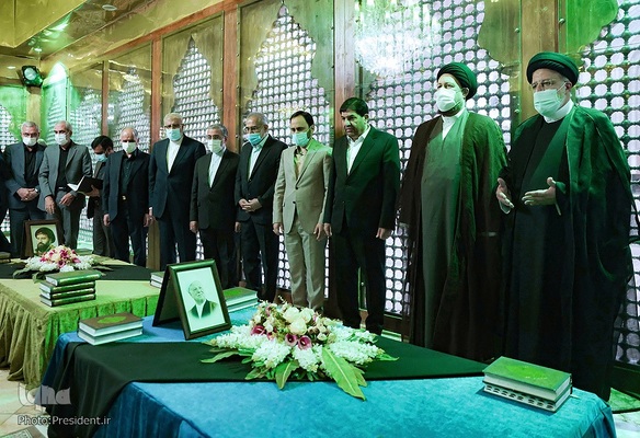 تجدید میثاق رییس جمهور و هیات دولت با آرمانهای امام راحل